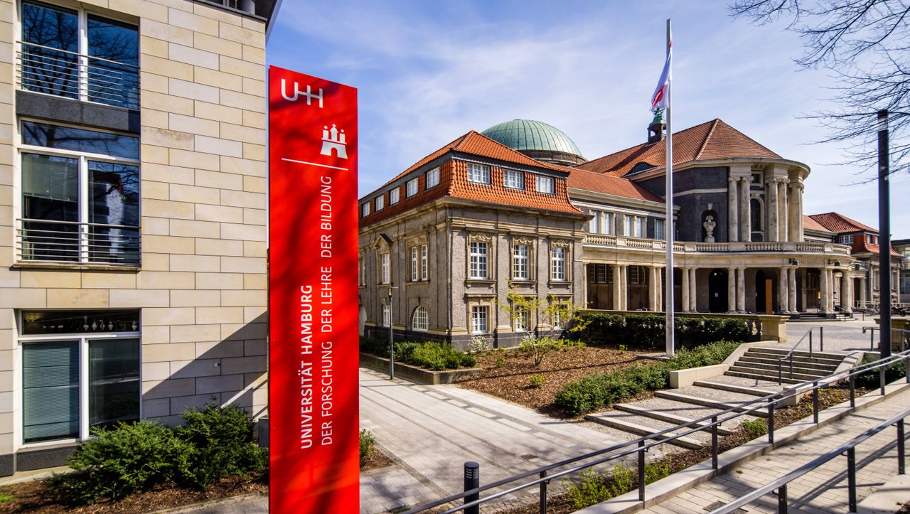 Universität Hamburg (Hamburg Üniversitesi)