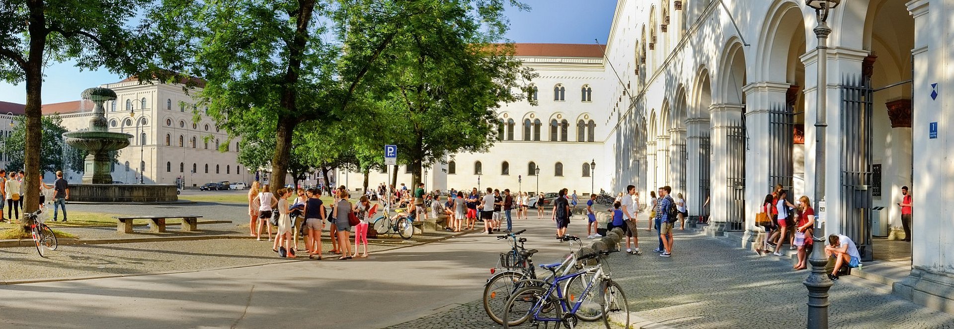 Ludwig-Maximilian-Universität München(Münih Üniversitesi)