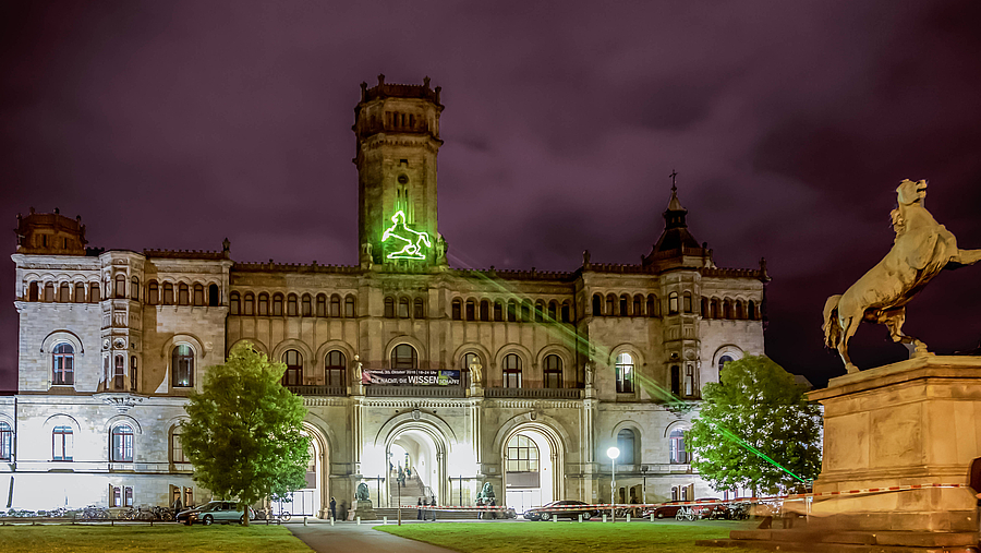 Leibniz-Universität-Hannover