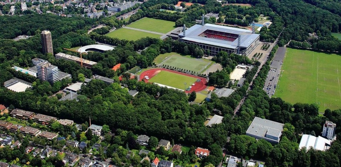 Deutsche Sporthochschule Köln(Köln Spor Akademisi)